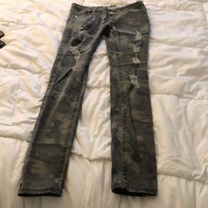 Ripped Camo skinny jeans good condition